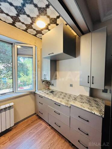 Satılır 3 otaqlı köhnə tikili 51 m², Bakıxanov q., photo 11 from 14