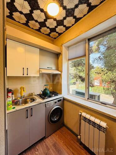 Satılır 3 otaqlı köhnə tikili 51 m², Bakıxanov q., photo 13 from 14