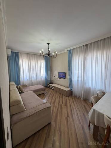 Продается 2-комн. вторичка 65 м², м. Халглар Достлугу, photo 4 from 12
