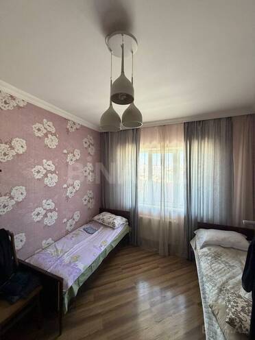 Продается 2-комн. вторичка 65 м², м. Халглар Достлугу, photo 10 from 12
