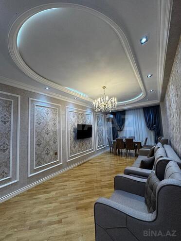 Сдается 3-комн. новостройка 127 м², м. Нефтчиляр, photo 11 from 24