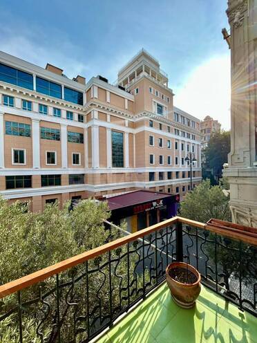 Сдается 3-комн. офис 135 м², м. Сахил, photo 1 from 19