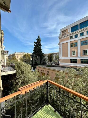 Сдается 3-комн. офис 135 м², м. Сахил, photo 3 from 19