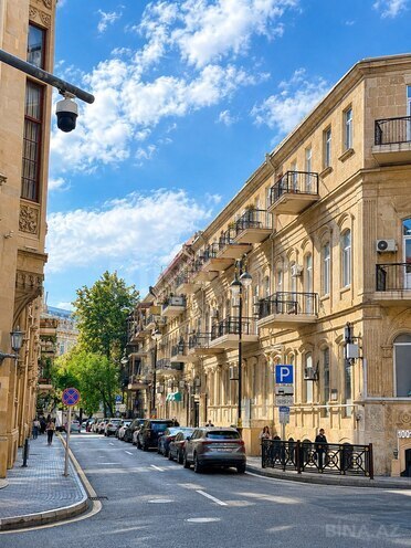 Продаётся 2-комн. вторичка 60 м², м. Ичеришехер, photo 11 from 12