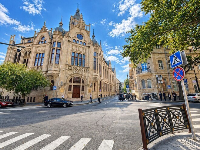 Продаётся 2-комн. вторичка 60 м², м. Ичеришехер, photo 3 from 12