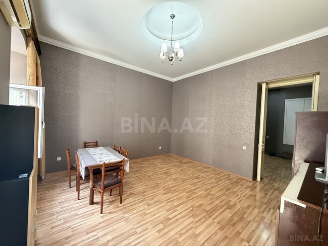 Продаётся 2-комн. вторичка 60 м², м. Ичеришехер, photo 6 from 12
