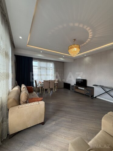 Сдаётся 3-комн. новостройка 120 м², м. Иншаатчылар, photo 3 from 16