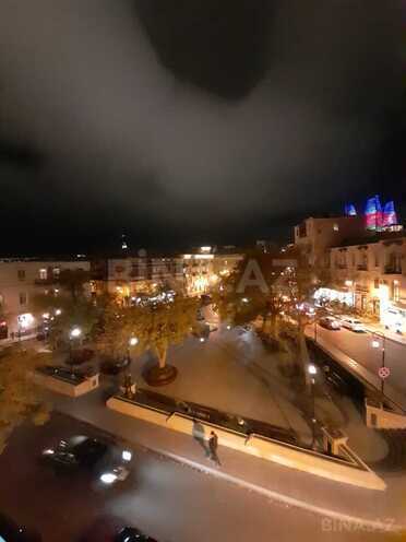 İcarəyə verilir 4 otaqlı köhnə tikili 110 m², İçəri Şəhər m., photo 19 from 23