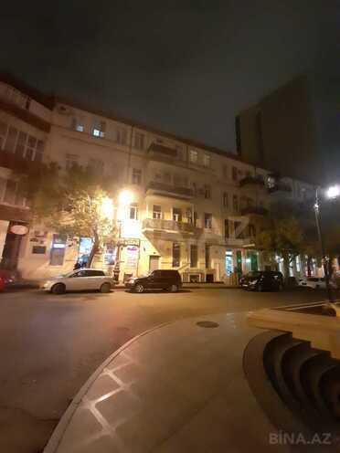 İcarəyə verilir 4 otaqlı köhnə tikili 110 m², İçəri Şəhər m., photo 20 from 23