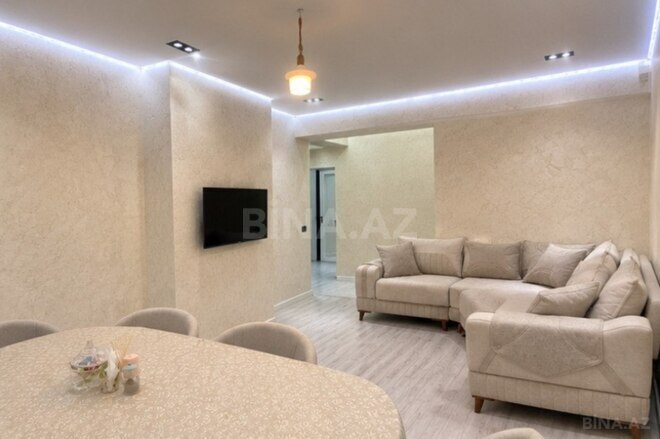 Сдается 2-комн. новостройка 61 м², м. Иншаатчылар, photo 4 from 8