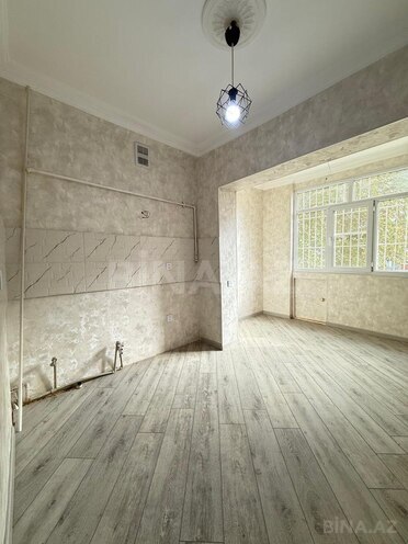 Satılır 1 otaqlı köhnə tikili 55 m², Yeni Yasamal q., photo 6 from 10