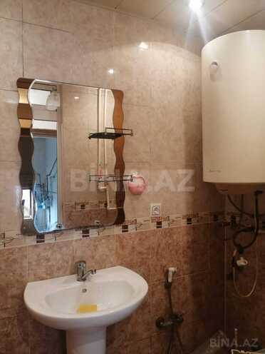 Продаётся 2-комн. вторичка 70 м², м. Иншаатчылар, photo 5 from 9