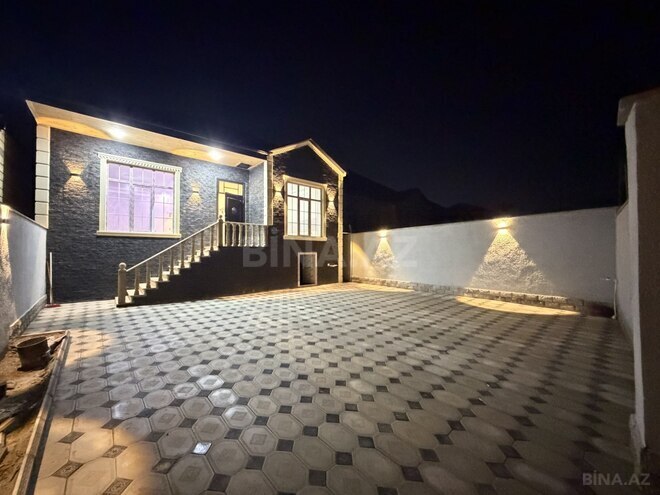 Satılır 4 otaqlı həyət evi/bağ evi 120 m², Saray q., photo 3 from 11