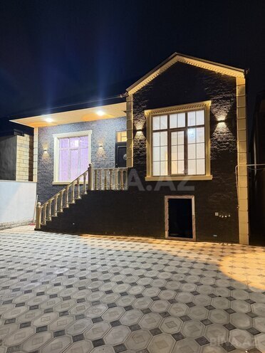Satılır 4 otaqlı həyət evi/bağ evi 120 m², Saray q., photo 1 from 11