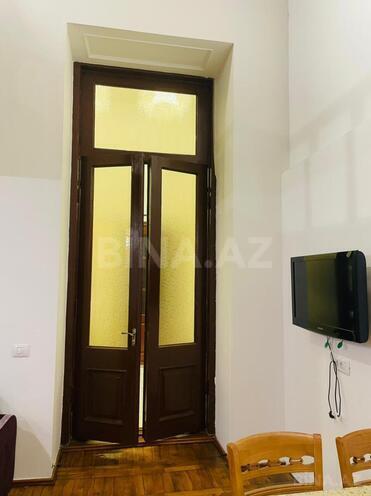 İcarəyə verilir 2 otaqlı köhnə tikili 40 m², Sahil m., photo 8 from 23