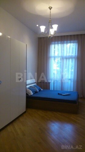 İcarəyə verilir 2 otaqlı köhnə tikili 65 m², Sahil m., photo 4 from 11
