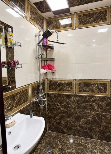 Satılır 2 otaqlı köhnə tikili 62 m², Xalqlar Dostluğu m., photo 6 from 8