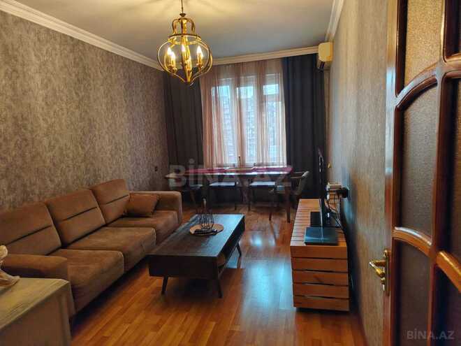 Satılır 5 otaqlı köhnə tikili 130 m², İnşaatçılar m., photo 12 from 22