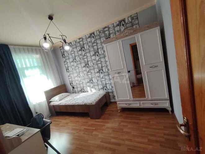 Satılır 5 otaqlı köhnə tikili 130 m², İnşaatçılar m., photo 4 from 22