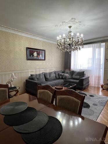 Продается 4-комн. вторичка 110 м², м. Ичеришехер, photo 3 from 15