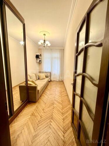 Продается 3-комн. вторичка 92 м², м. Гянджлик, photo 5 from 8