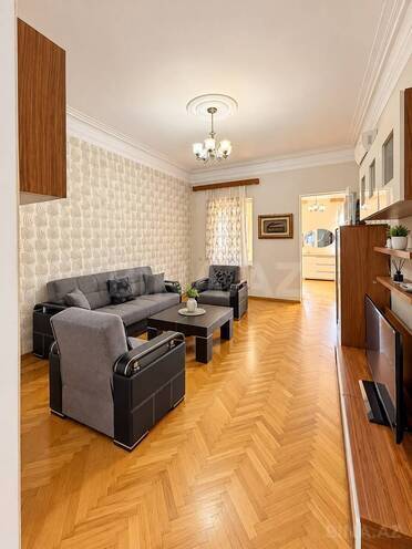 Продаётся 3-комн. вторичка 75 м², м. 28 мая, photo 4 from 7