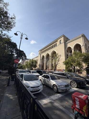 Продается 2-комн. вторичка 40 м², м. Сахил, photo 4 from 12