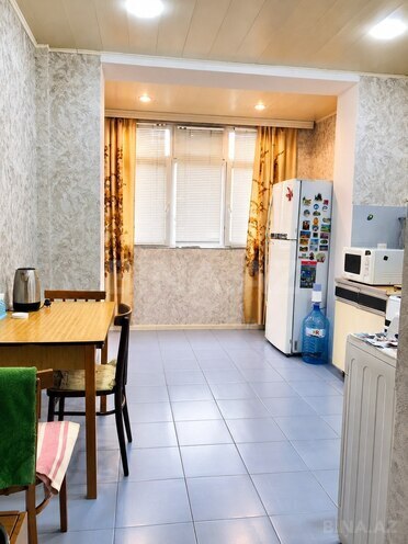 Satılır 4 otaqlı köhnə tikili 107 m², Həzi Aslanov m., photo 3 from 15