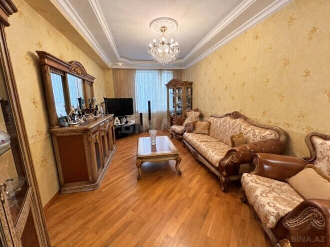 Продаётся 3-комн. новостройка 125 м², м. Иншаатчылар, photo 1 from 16