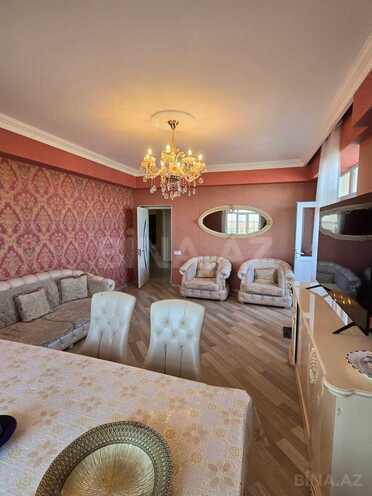 Продается 3-комн. вторичка 136 м², photo 21 from 32