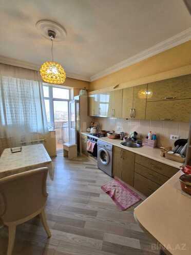 Продается 3-комн. вторичка 136 м², photo 16 from 32