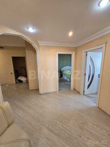 Продается 3-комн. вторичка 136 м², photo 17 from 32