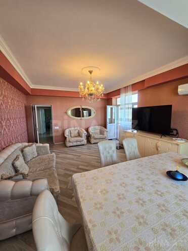 Продается 3-комн. вторичка 136 м², photo 13 from 32