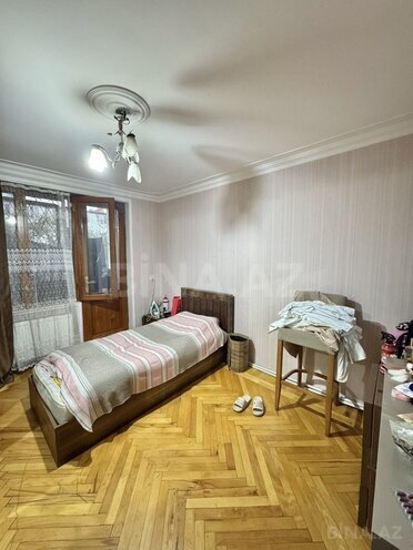 Продаётся 2-комн. вторичка 55 м², Бинагадинский р., photo 7 from 14