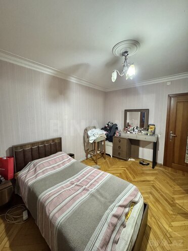 Продаётся 2-комн. вторичка 55 м², Бинагадинский р., photo 8 from 14