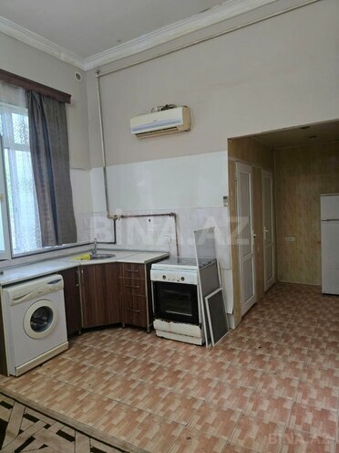 Продается 3-комн. вторичка 90 м², Ясамальский р., photo 9 from 14
