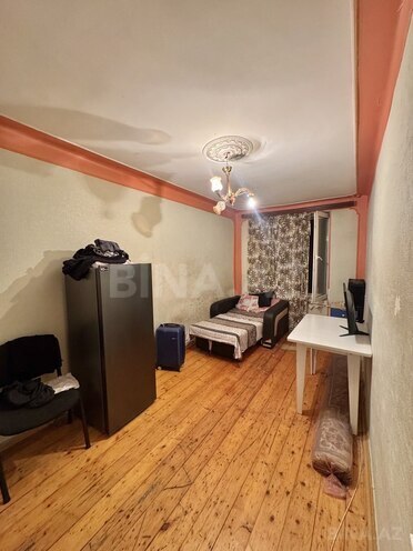 Satılır 2 otaqlı köhnə tikili 45 m², Qara Qarayev m., photo 7 from 10