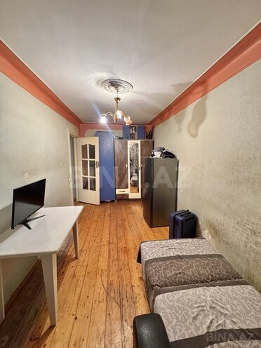 Satılır 2 otaqlı köhnə tikili 45 m², Qara Qarayev m., photo 8 from 10