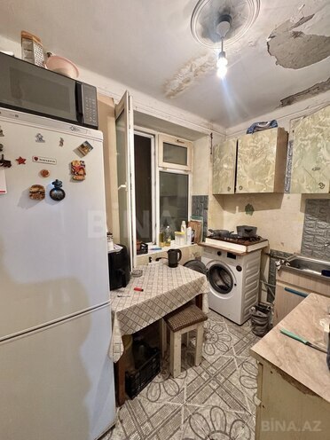 Satılır 2 otaqlı köhnə tikili 45 m², Qara Qarayev m., photo 6 from 10