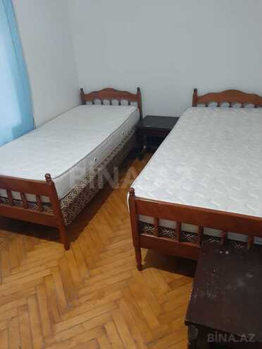 Сдаётся 2-комн. вторичка 65 м², м. Гянджлик, photo 1 from 11