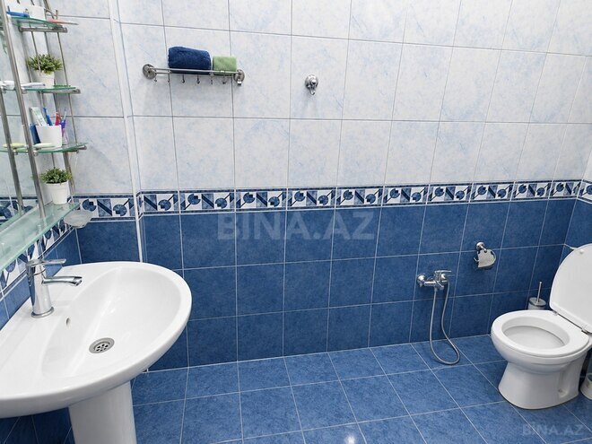 Продаётся 4-комн. новостройка 205 м², м. Низами, photo 15 from 18