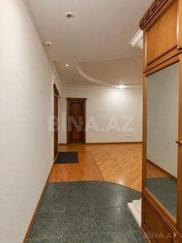 Продаётся 4-комн. новостройка 205 м², м. Низами, photo 10 from 18