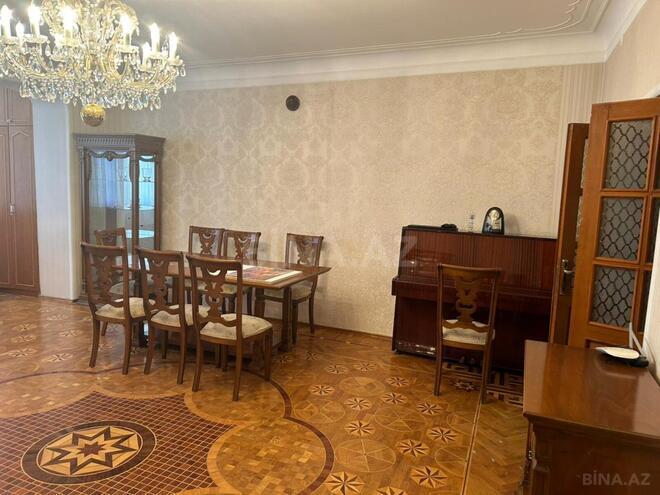 Продаётся 4-комн. вторичка 130 м², Насиминский  р., photo 4 from 9