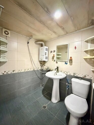 Продается 2-комн. вторичка 36 м², м. Нефтчиляр, photo 14 from 15