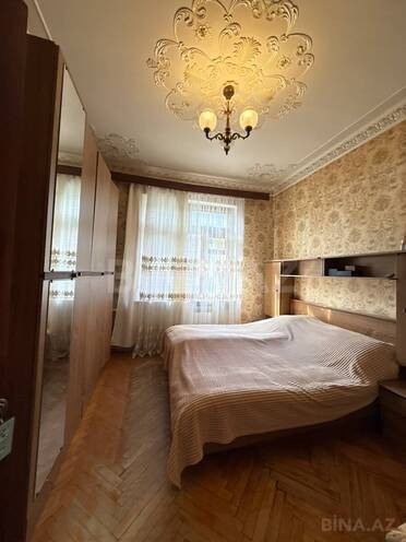 Продается 2-комн. вторичка 65 м², Ясамальский р., photo 5 from 13