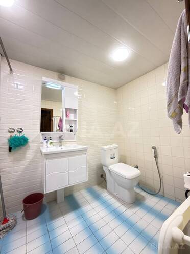 Продается 2-комн. вторичка 65 м², Ясамальский р., photo 12 from 13