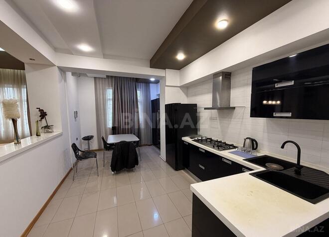Сдаётся 3-комн. новостройка 120 м², м. Иншаатчылар, photo 4 from 11