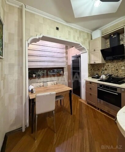 Satılır 3 otaqlı köhnə tikili 85 m², Xalqlar Dostluğu m., photo 9 from 15