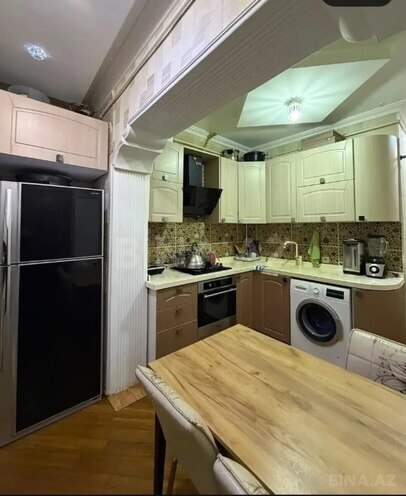 Satılır 3 otaqlı köhnə tikili 85 m², Xalqlar Dostluğu m., photo 8 from 15