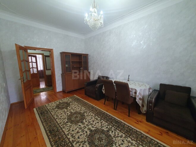 Сдается 3-комн. вторичка 80 м², м. Кара Караев, photo 8 from 23